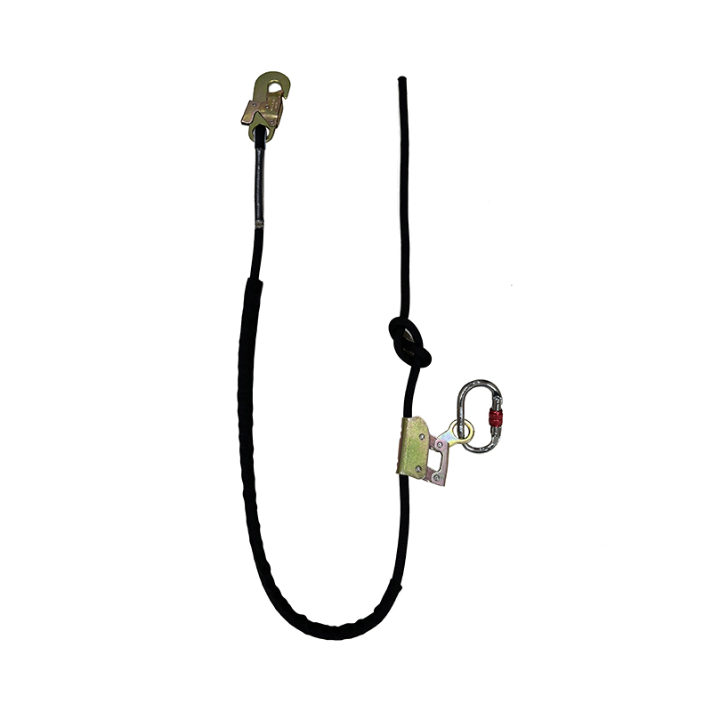 Positionner la ligne de vie avec une corde en nylon